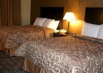 Express & - Convention Center Area By Ihg 2* Council Bluffs